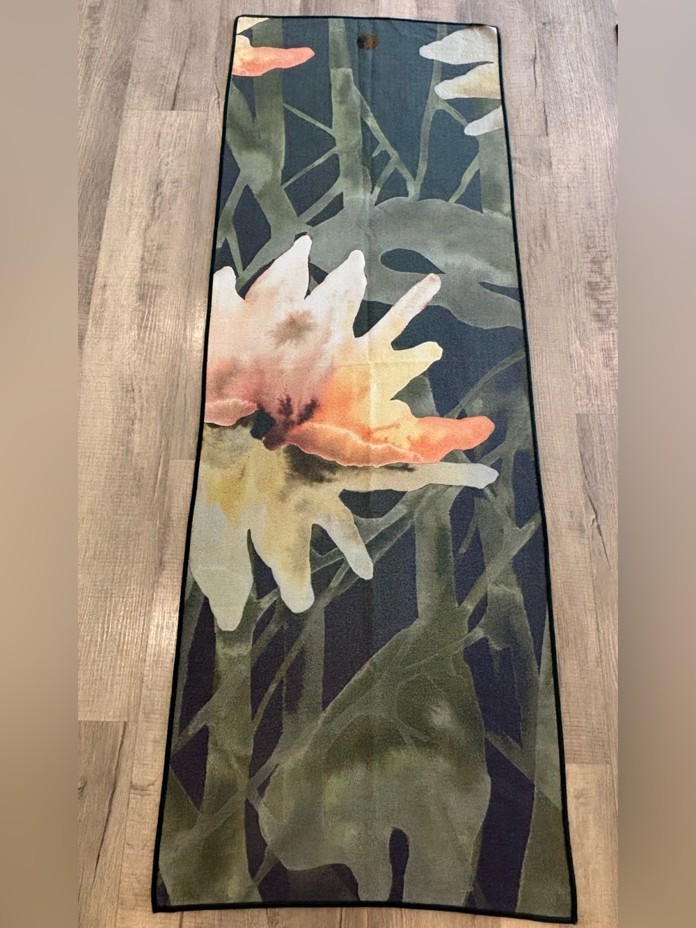 Manduka Yogitoes towel